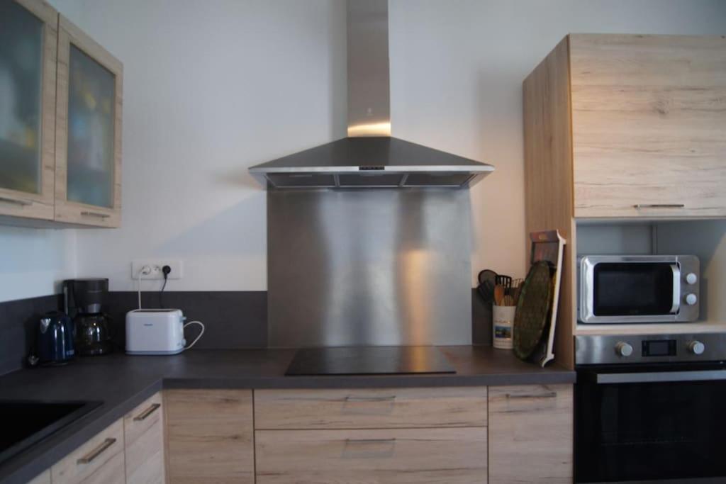 Maison Classee Meuble 3 Etoiles, Proche Mer. Ferienhaus Sainte-Maxime